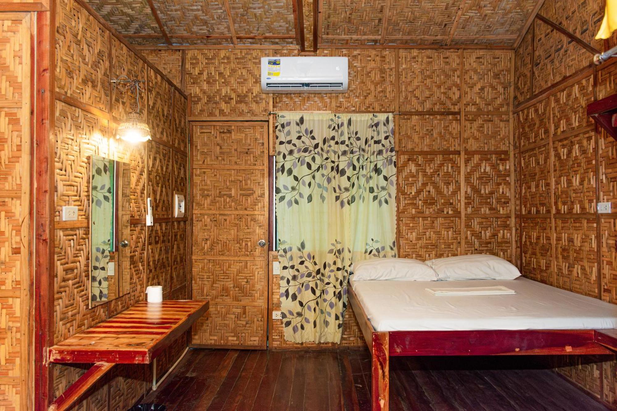 Panglao Chocolate Hills Hostel Bagian luar foto