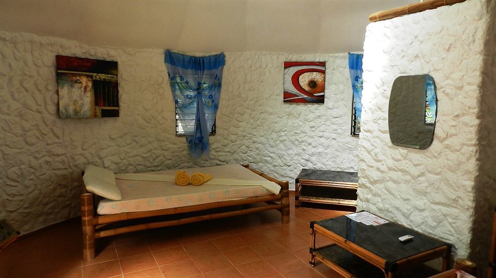 Panglao Chocolate Hills Hostel Bagian luar foto